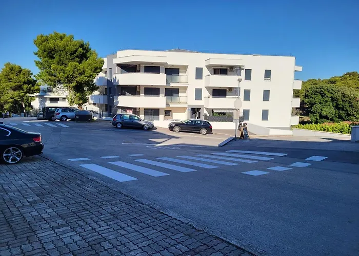 Kiara * Premantura